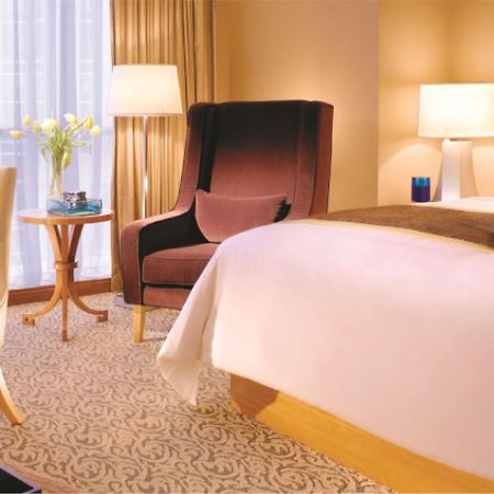 Oakwood Premier Cozmo Giacarta Esterno foto