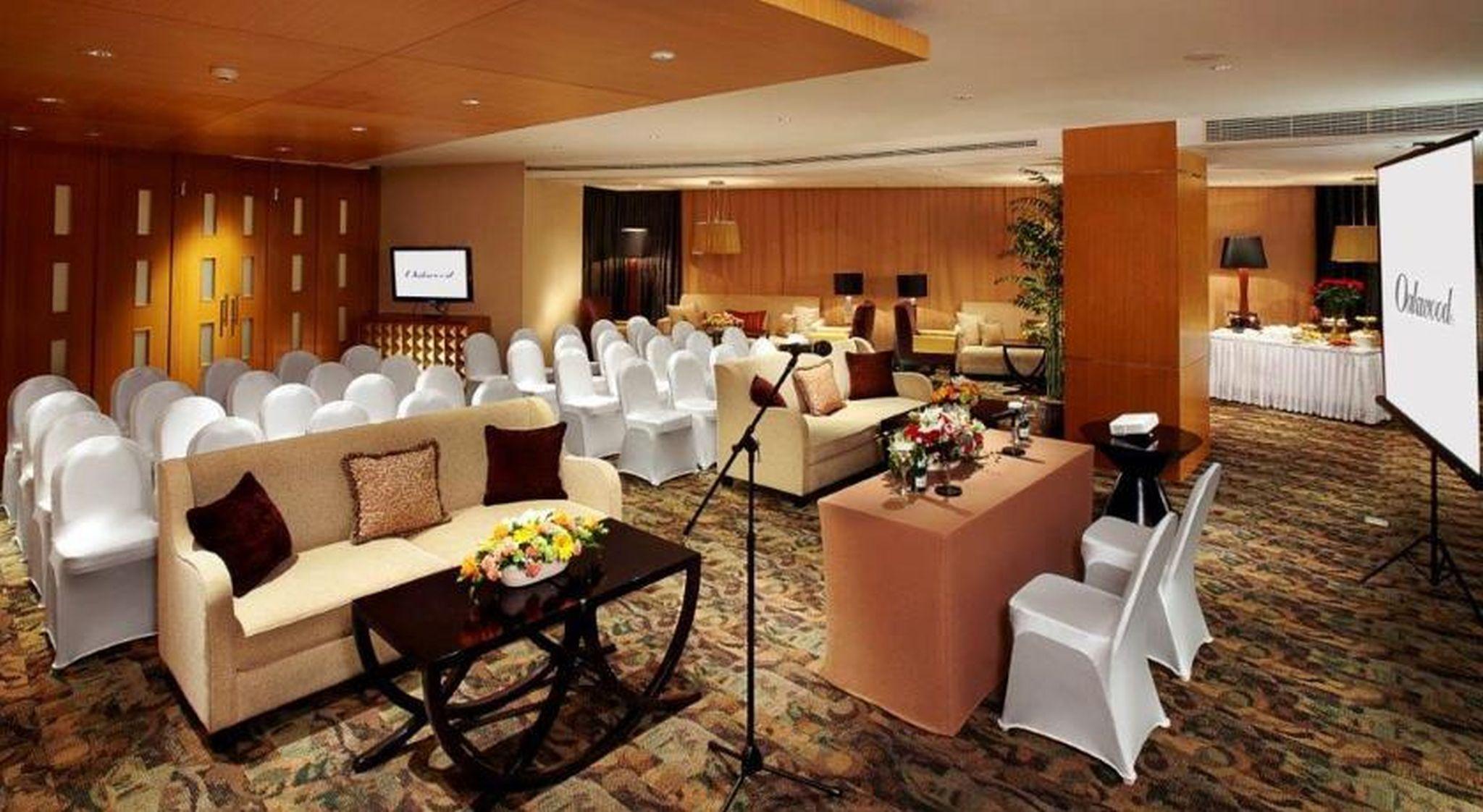 Oakwood Premier Cozmo Giacarta Esterno foto